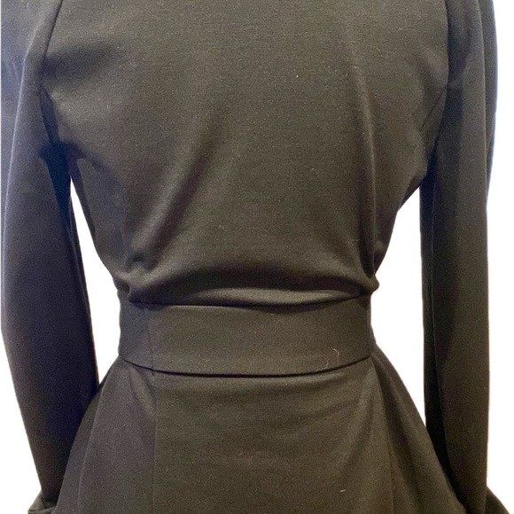 INDITEX Fabulous ladies unique black blazer with belt, size Medium - Picture 16 of 16